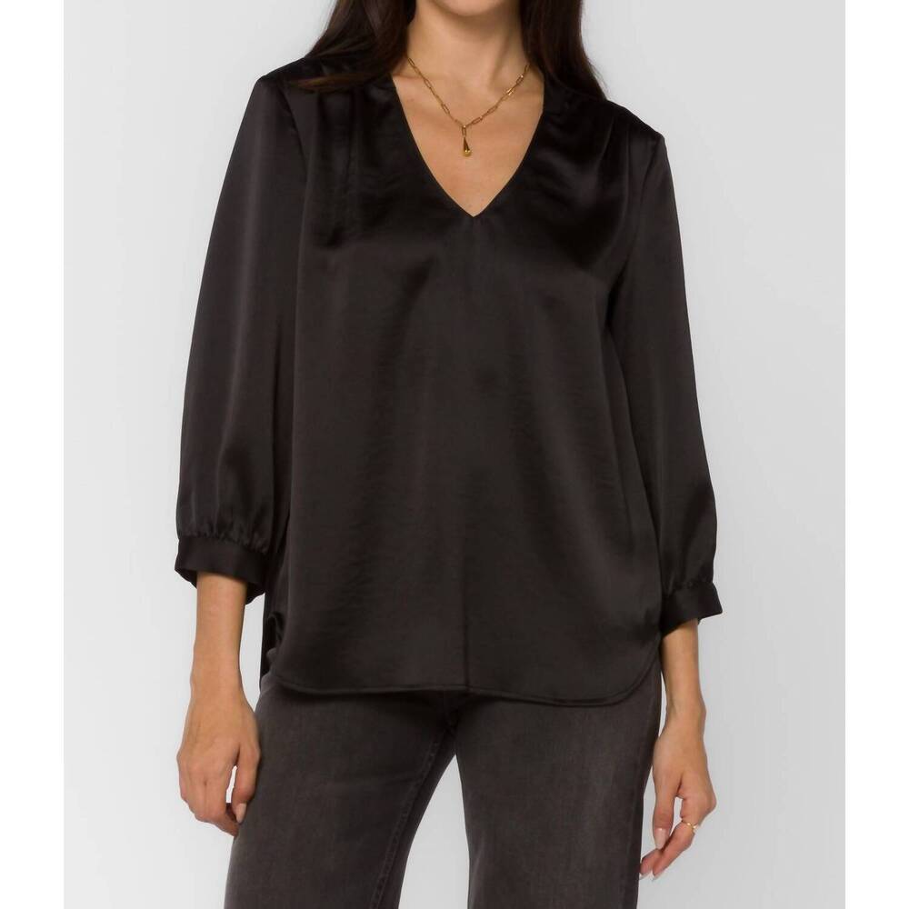 NEW VELVET HEART robyn top in black